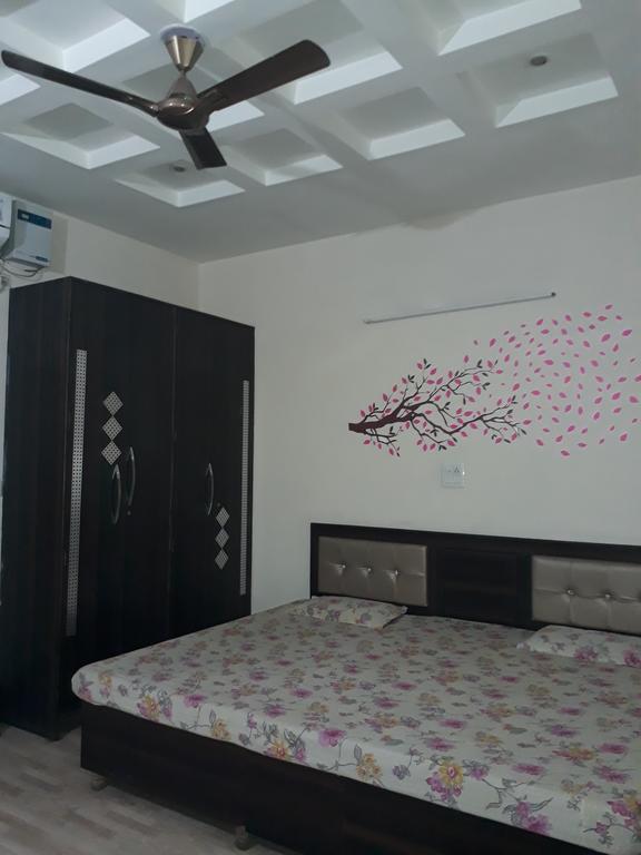 Nest Residency Faridabad Eksteriør billede