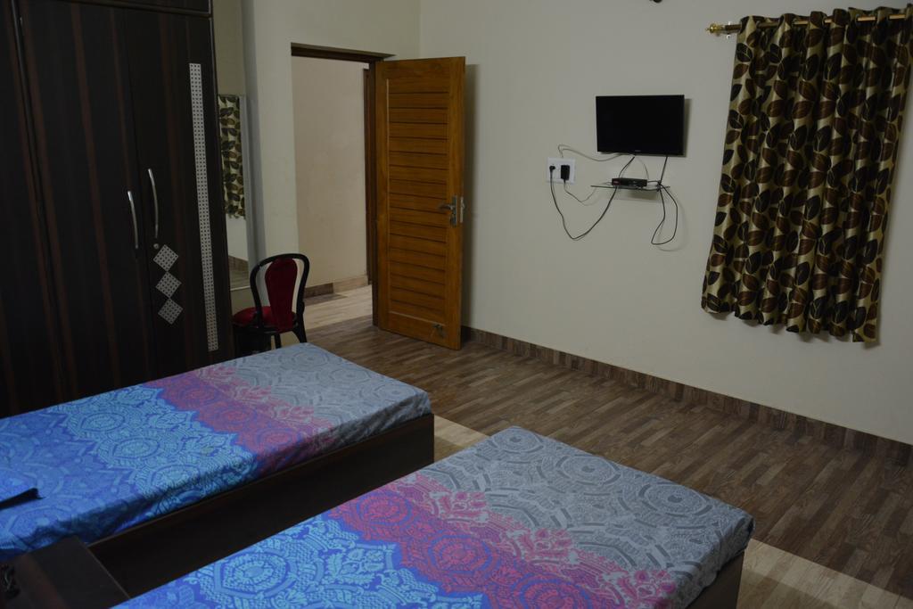 Nest Residency Faridabad Eksteriør billede