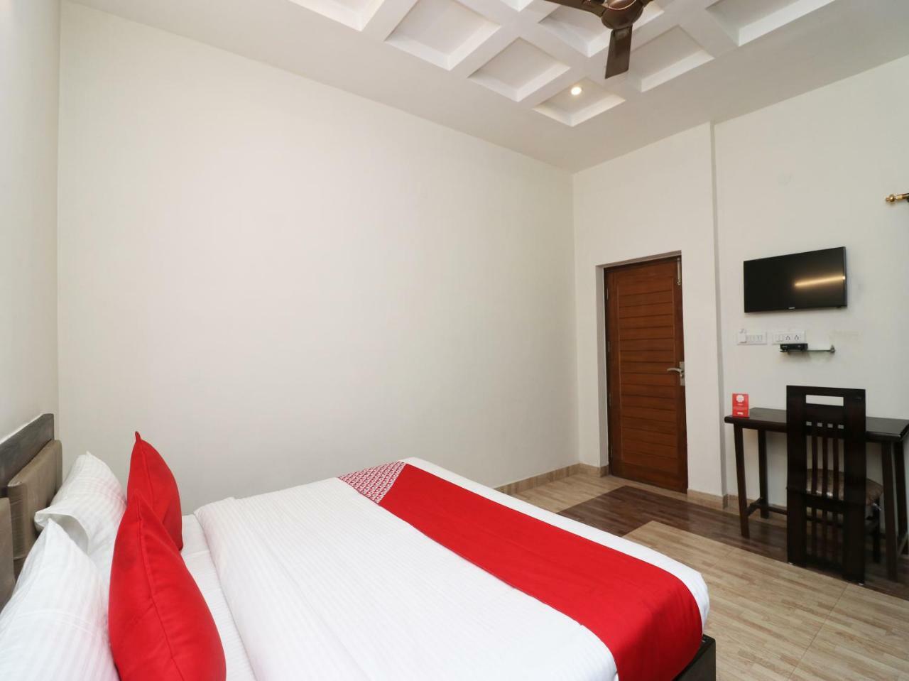 Nest Residency Faridabad Eksteriør billede