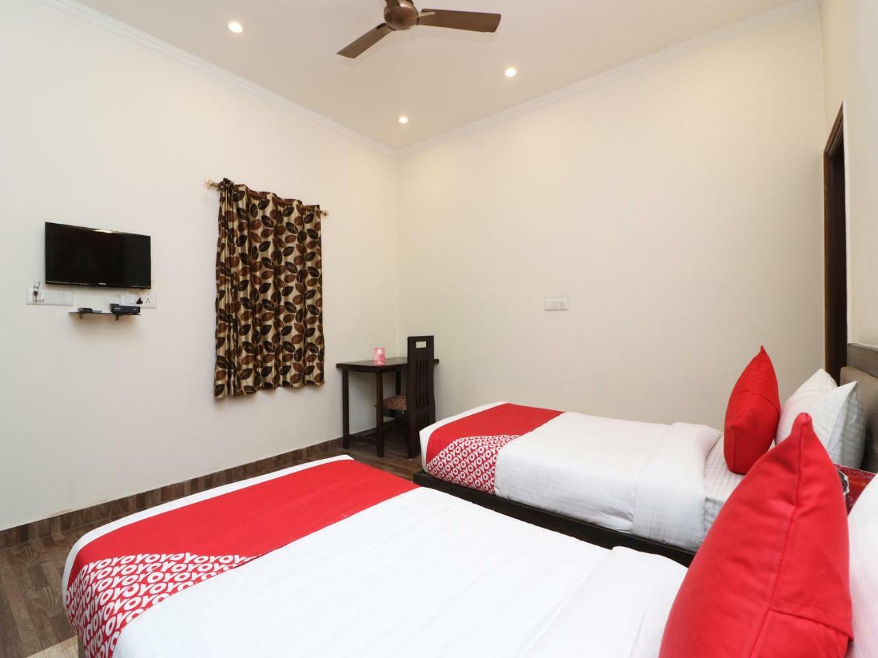 Nest Residency Faridabad Eksteriør billede